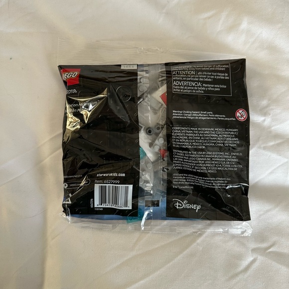 LEGO Star Wars Micro Millennium Falcon Set - Picture 2 of 2